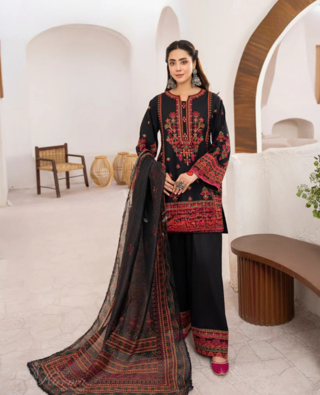 Casual Embroidered 3-Piece Suit